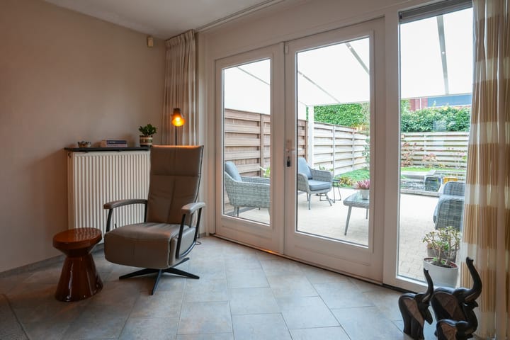 Photo 9 of Biddlestraat 8