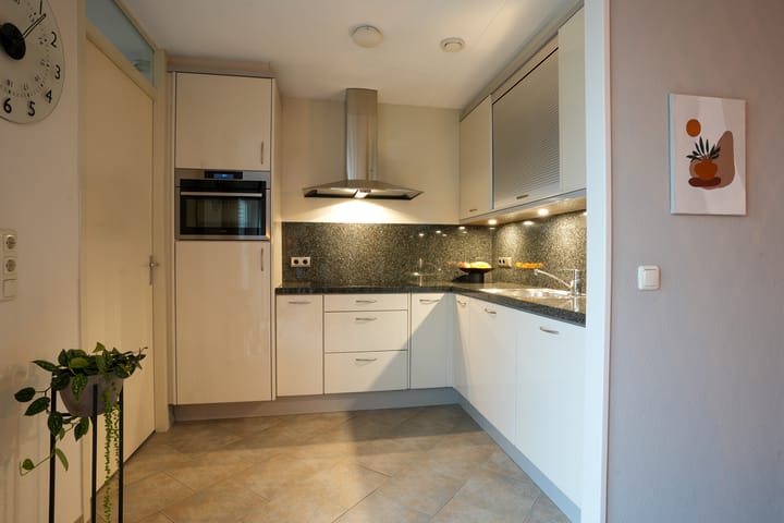 Photo 10 of Biddlestraat 8