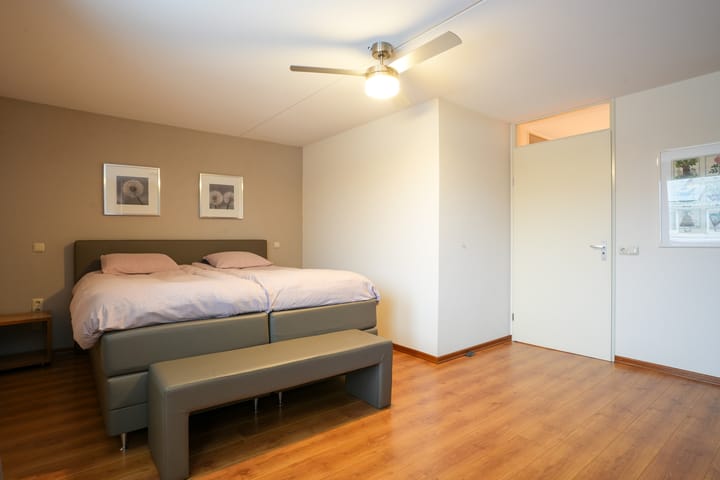 Photo 17 of Biddlestraat 8