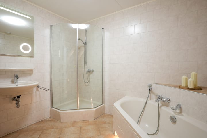 Photo 21 of Biddlestraat 8