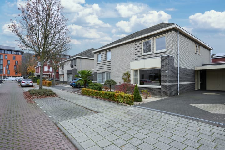 Photo 39 of Biddlestraat 8