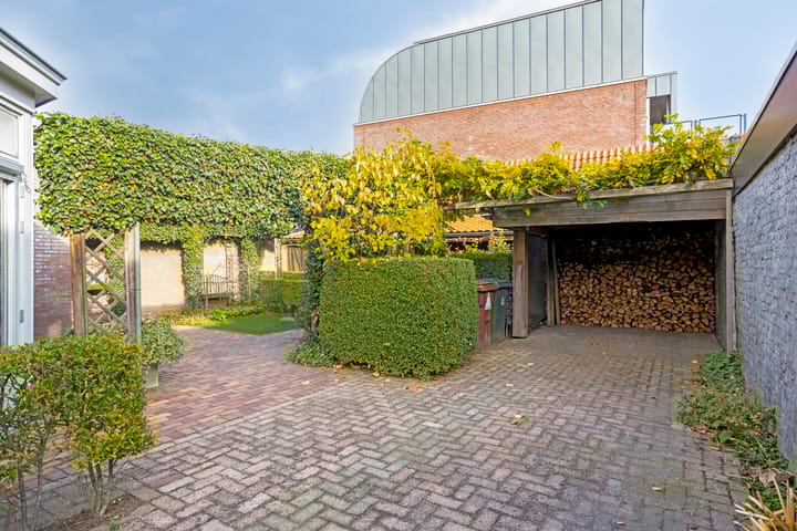 Photo 5 of Dr van Wamelstraat 19