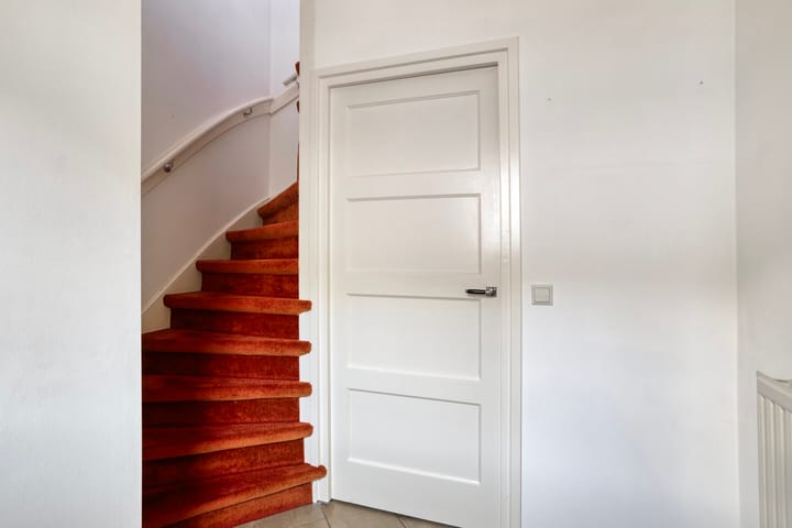 Photo 7 of Dr van Wamelstraat 19