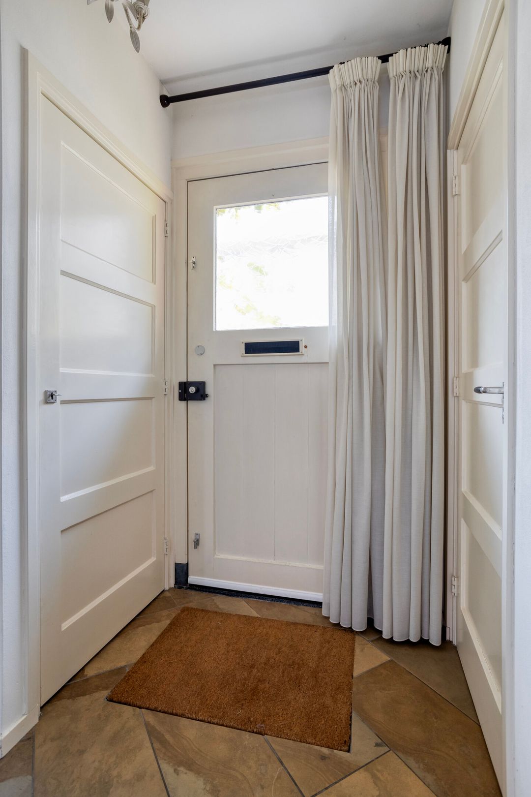 Foto 7 van Dr van Wamelstraat 19