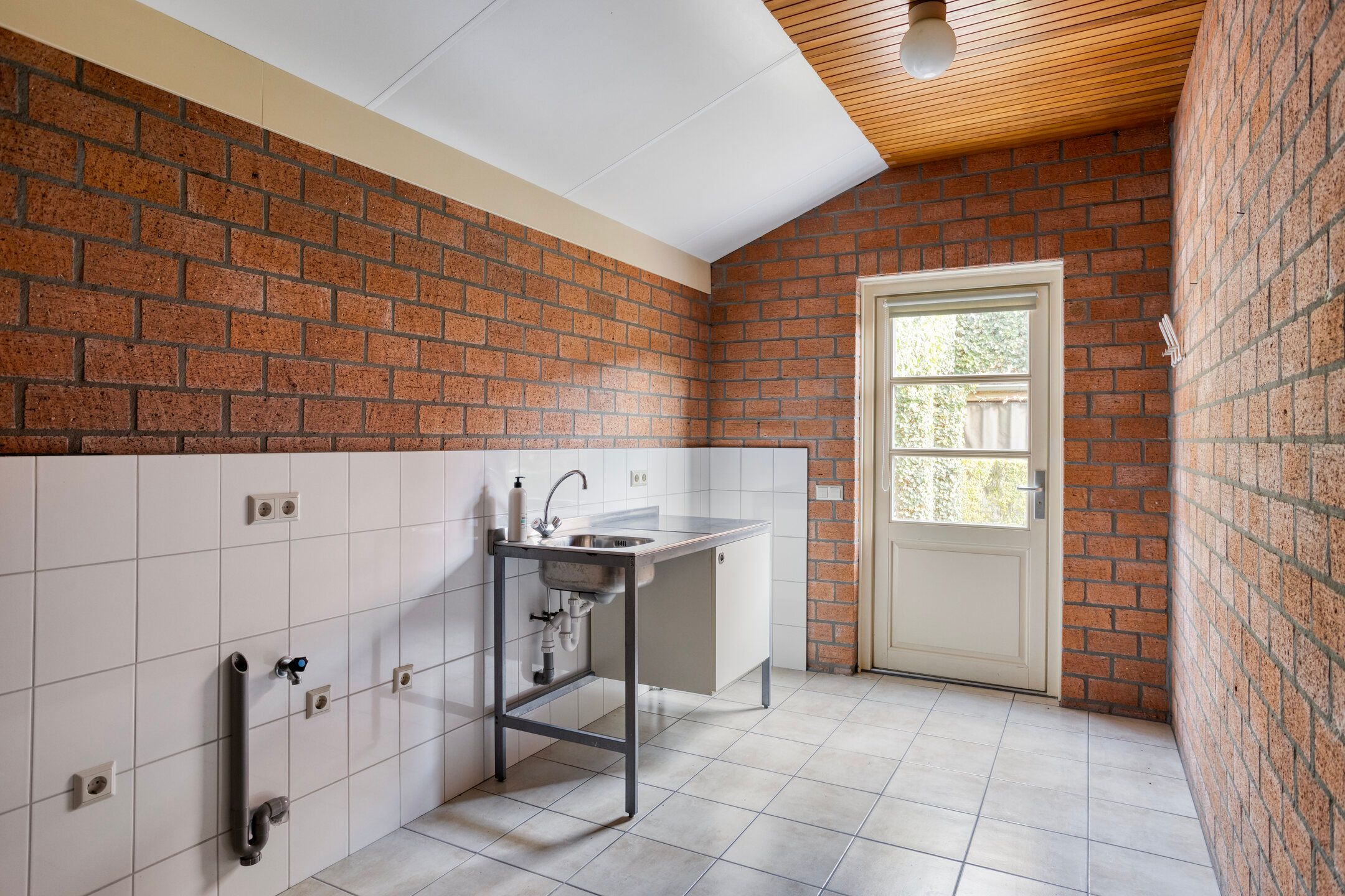 Foto 21 van Dr van Wamelstraat 19