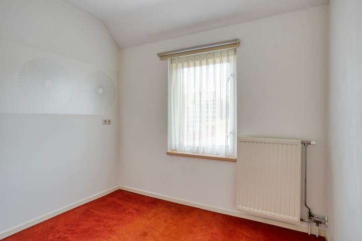 Photo 30 of Dr van Wamelstraat 19