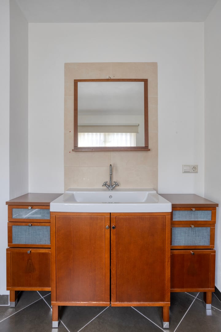 Photo 33 of Dr van Wamelstraat 19