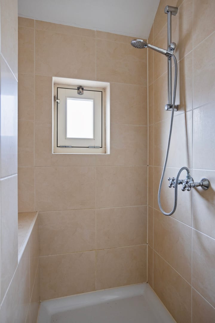 Photo 34 of Dr van Wamelstraat 19