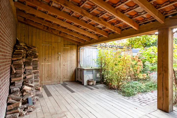 Photo 38 of Dr van Wamelstraat 19