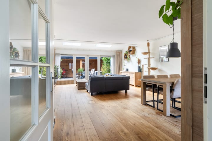 Photo 2 of Apollovlinder 34