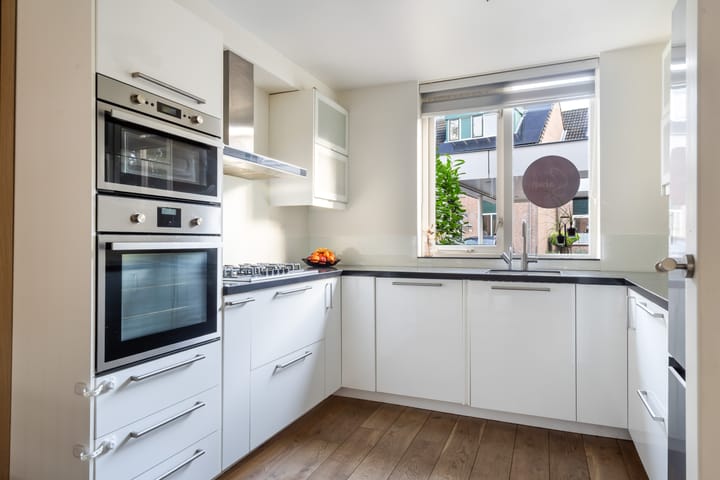 Photo 16 of Apollovlinder 34