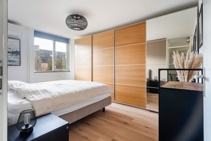 Photo 22 of Apollovlinder 34