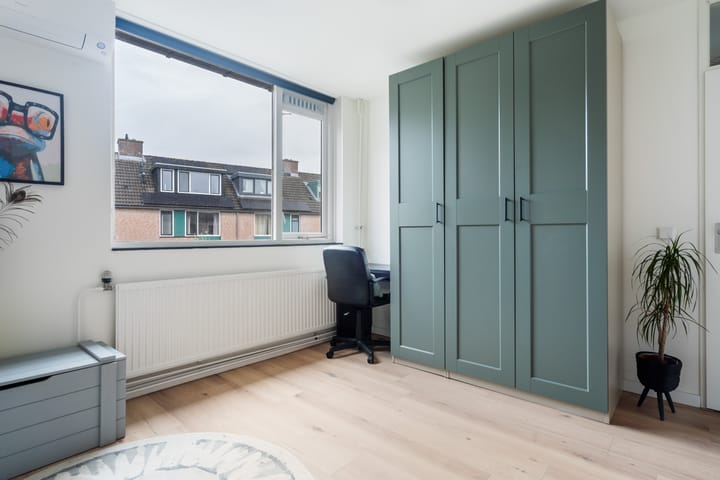 Photo 25 of Apollovlinder 34