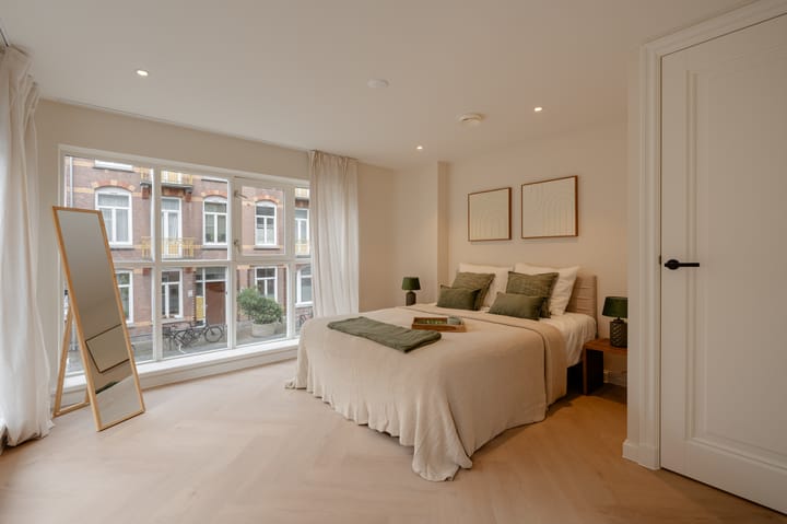 Foto 24 van Eerste Helmersstraat 34