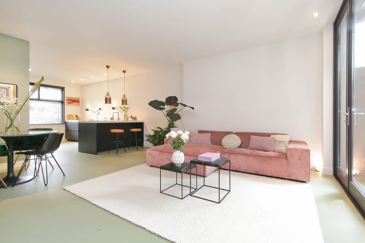 Photo 12 of Dickmansstraat 46