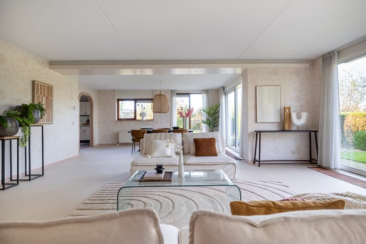 Photo 17 of Goejanverwelledijk 89