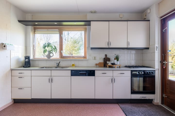 Photo 24 of Goejanverwelledijk 89