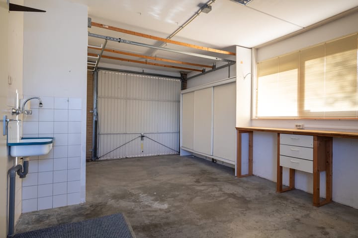 Photo 28 of Goejanverwelledijk 89