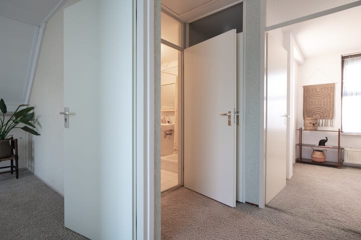 Photo 41 of Goejanverwelledijk 89