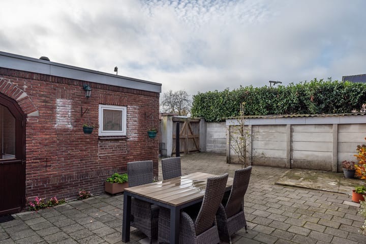 Foto 4 van Bloemenstraat 15