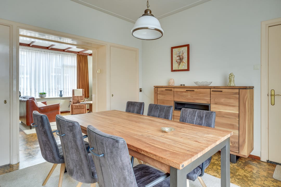 Foto 17 van Bloemenstraat 15