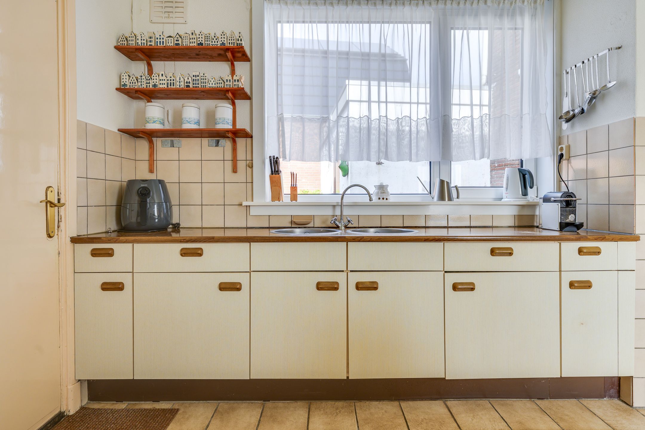 Foto 18 van Bloemenstraat 15