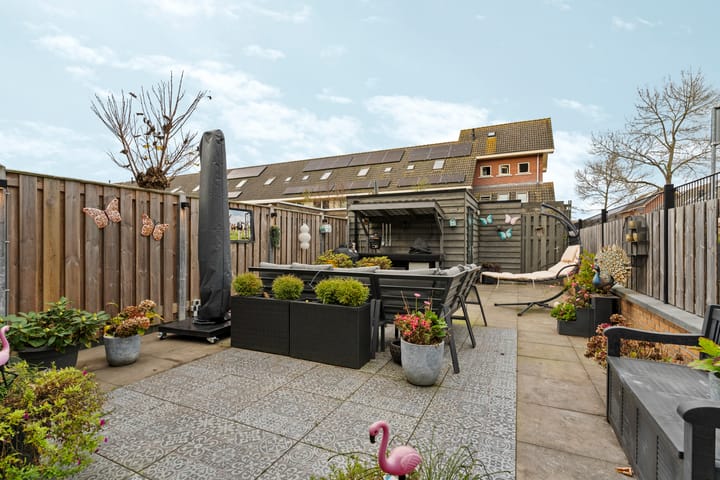 Photo 6 of Vasalisstraat 18