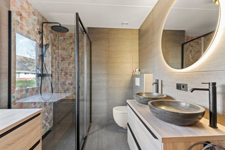 Photo 4 of Vasalisstraat 18