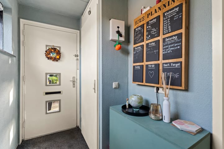 Photo 10 of Vasalisstraat 18