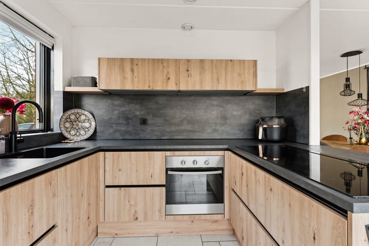 Photo 18 of Vasalisstraat 18