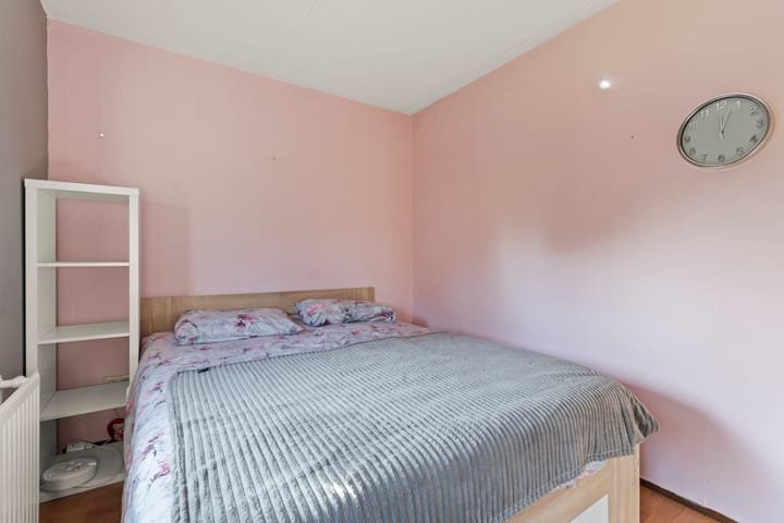 Photo 32 of Vasalisstraat 18