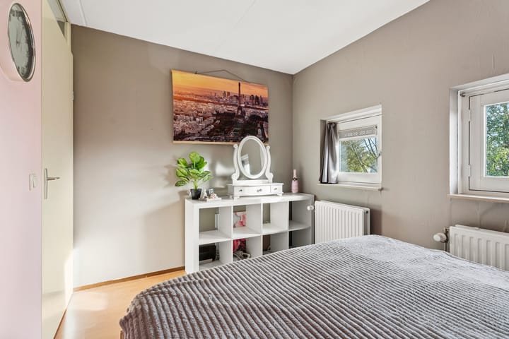 Photo 33 of Vasalisstraat 18