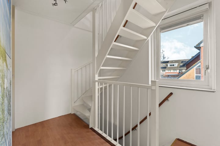 Photo 40 of Vasalisstraat 18