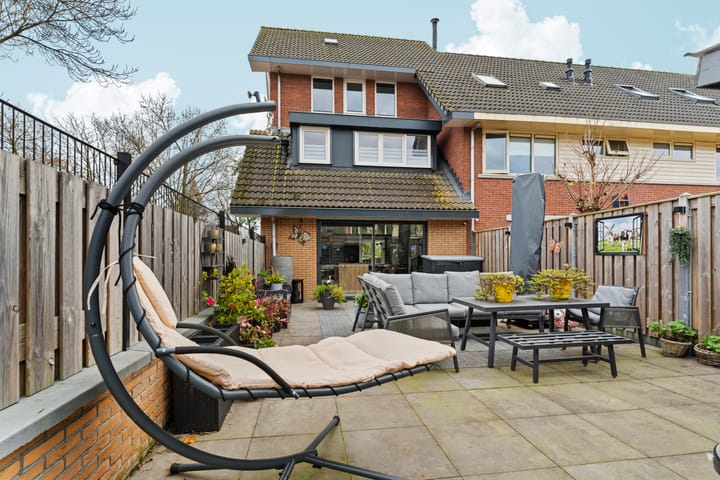 Photo 46 of Vasalisstraat 18