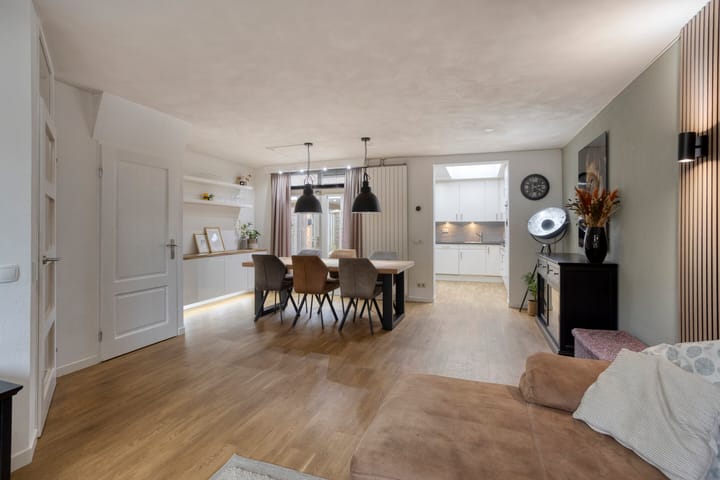 Photo 12 of Cloete 45