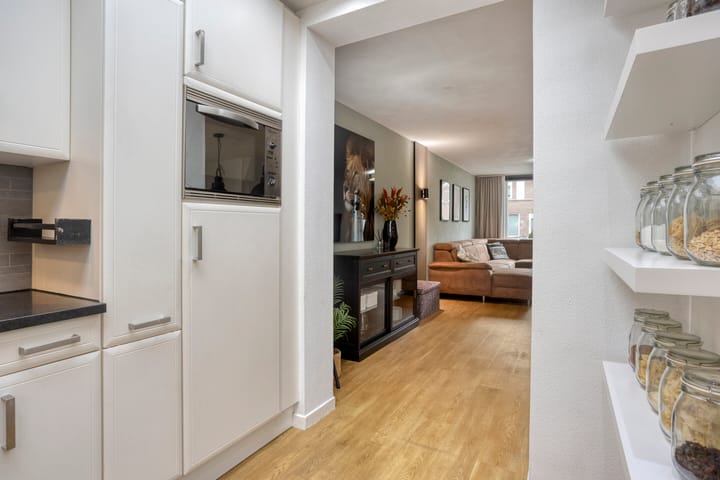 Photo 18 of Cloete 45