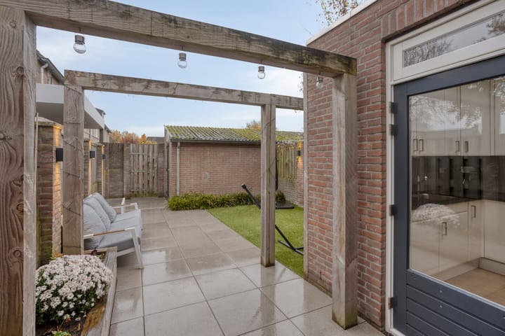 Photo 30 of Cloete 45