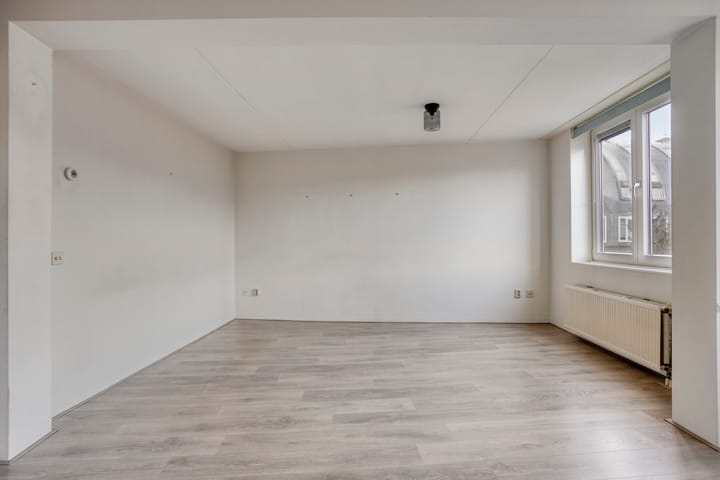 Photo 13 of Catharina van Rennesplaats 23