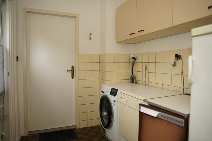 Photo 14 of Hugevlietstraat 12