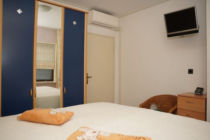 Photo 17 of Hugevlietstraat 12