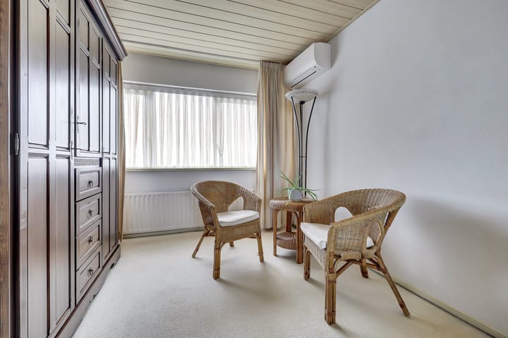 Photo 18 of Leliestraat 1