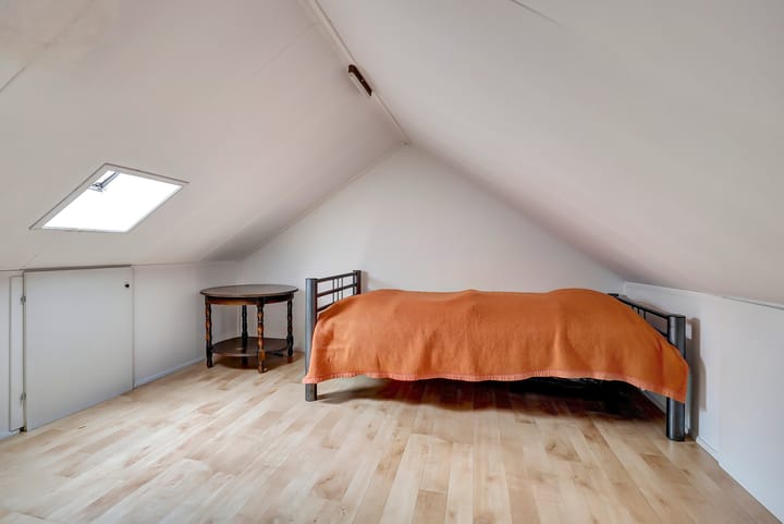 Photo 21 of Leliestraat 1