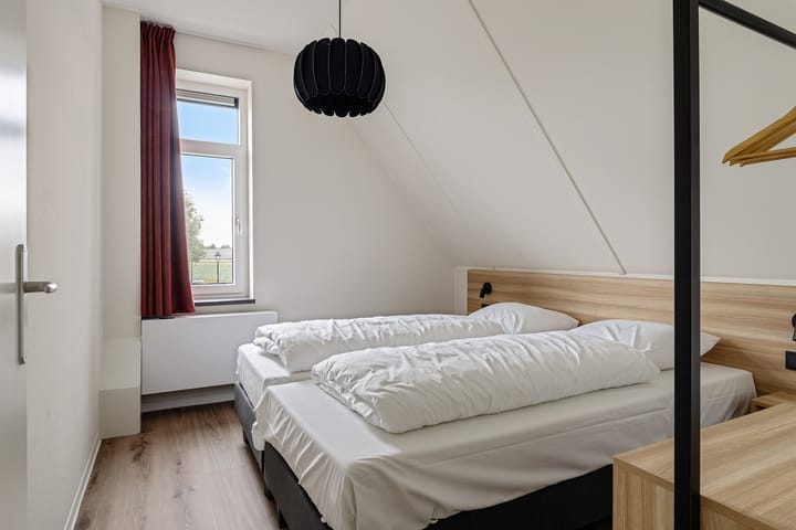 Foto 15 van Almereweg (Ijsselmeerhuys)