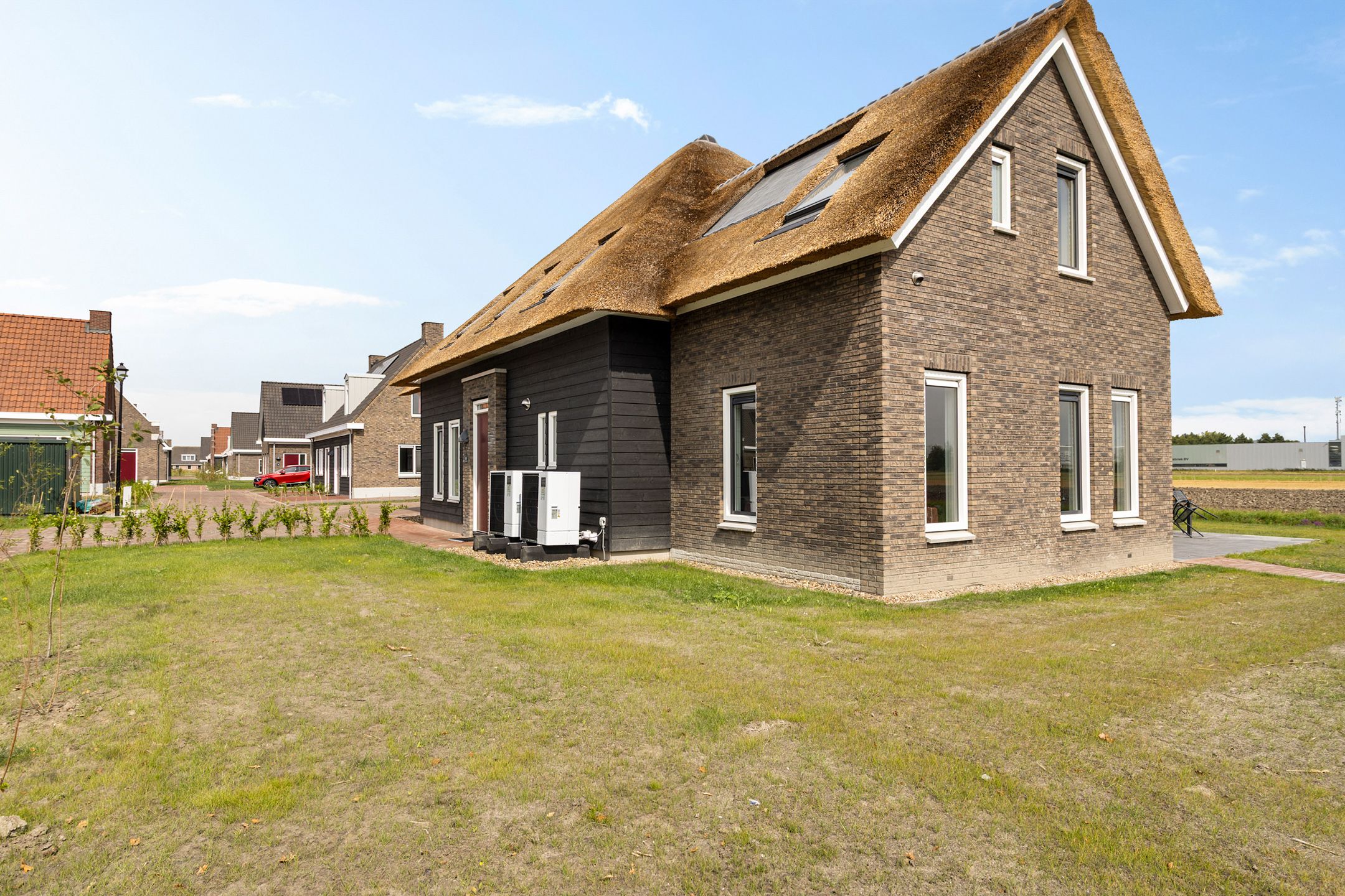 7-bedroom freehold villa in Opperdoes — photo 2 of 5