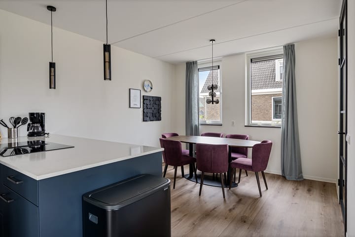 Foto 12 van Almereweg (Korenhuys)