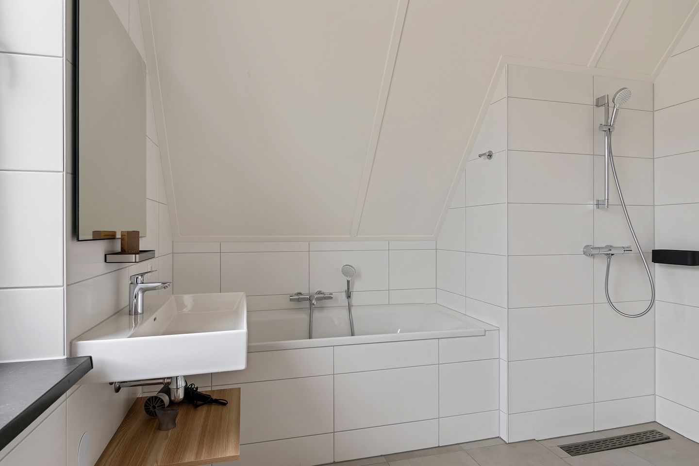 Photo 20 of Almereweg (Korenhuys)