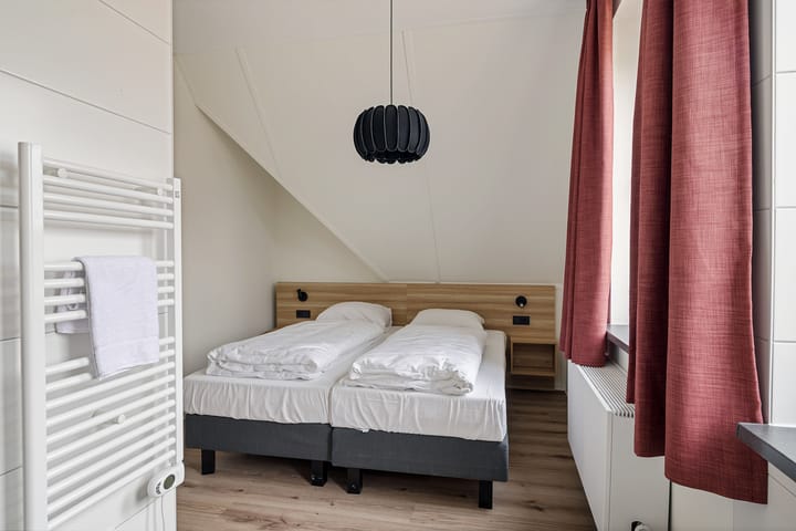 Foto 22 van Almereweg (Korenhuys)