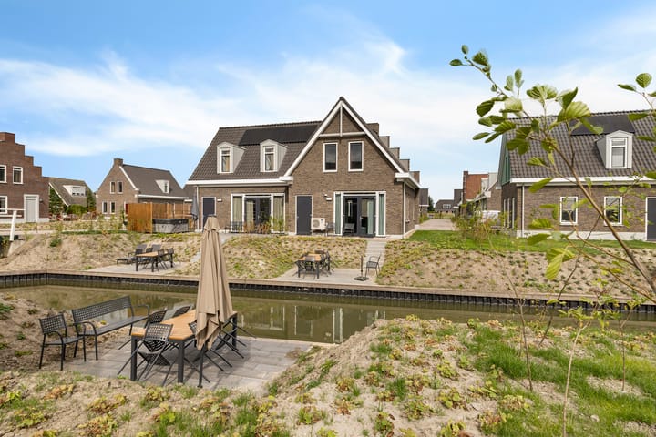 Foto 30 van Almereweg (Korenhuys)