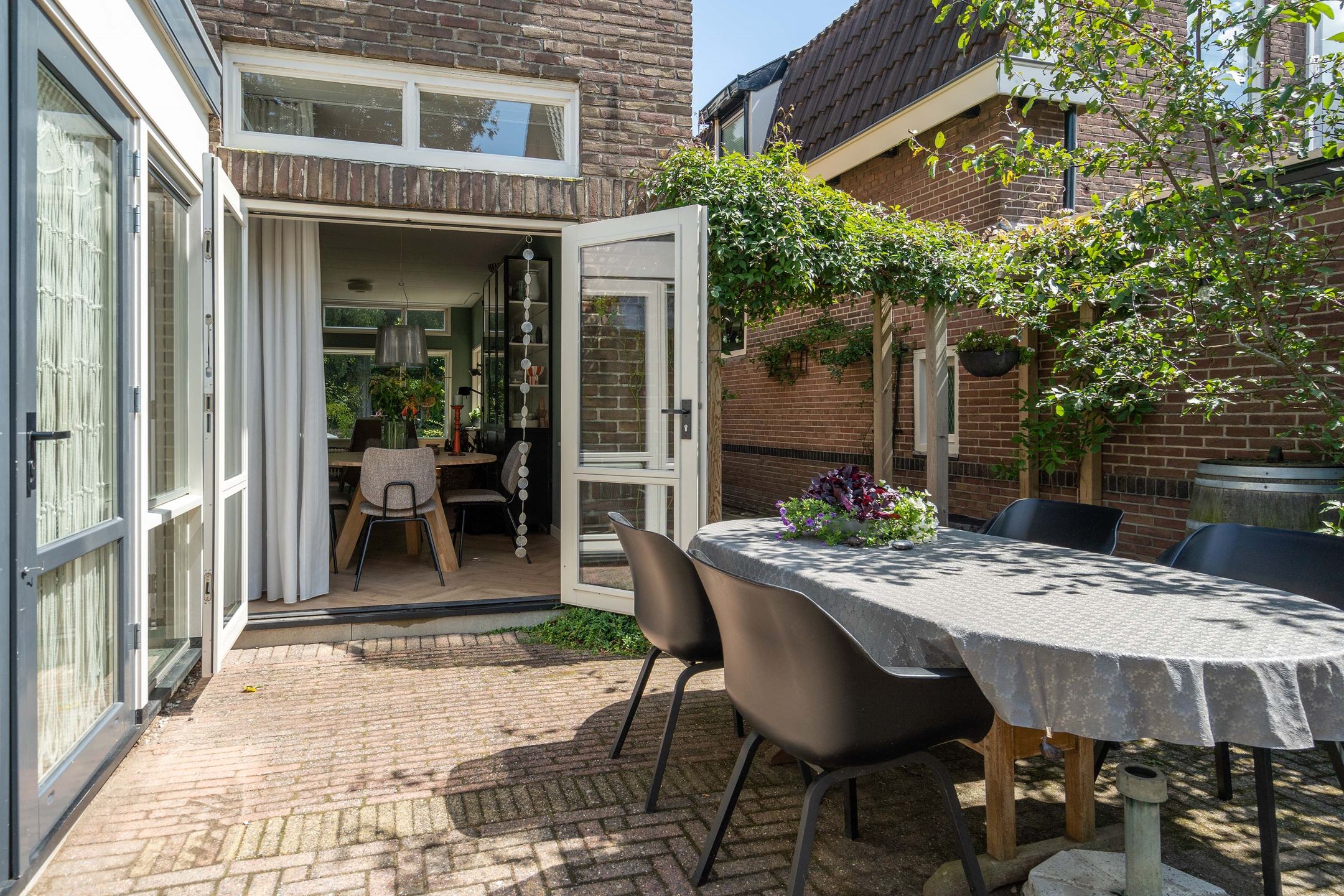 Photo 33 of Prins Hendrikstraat 9