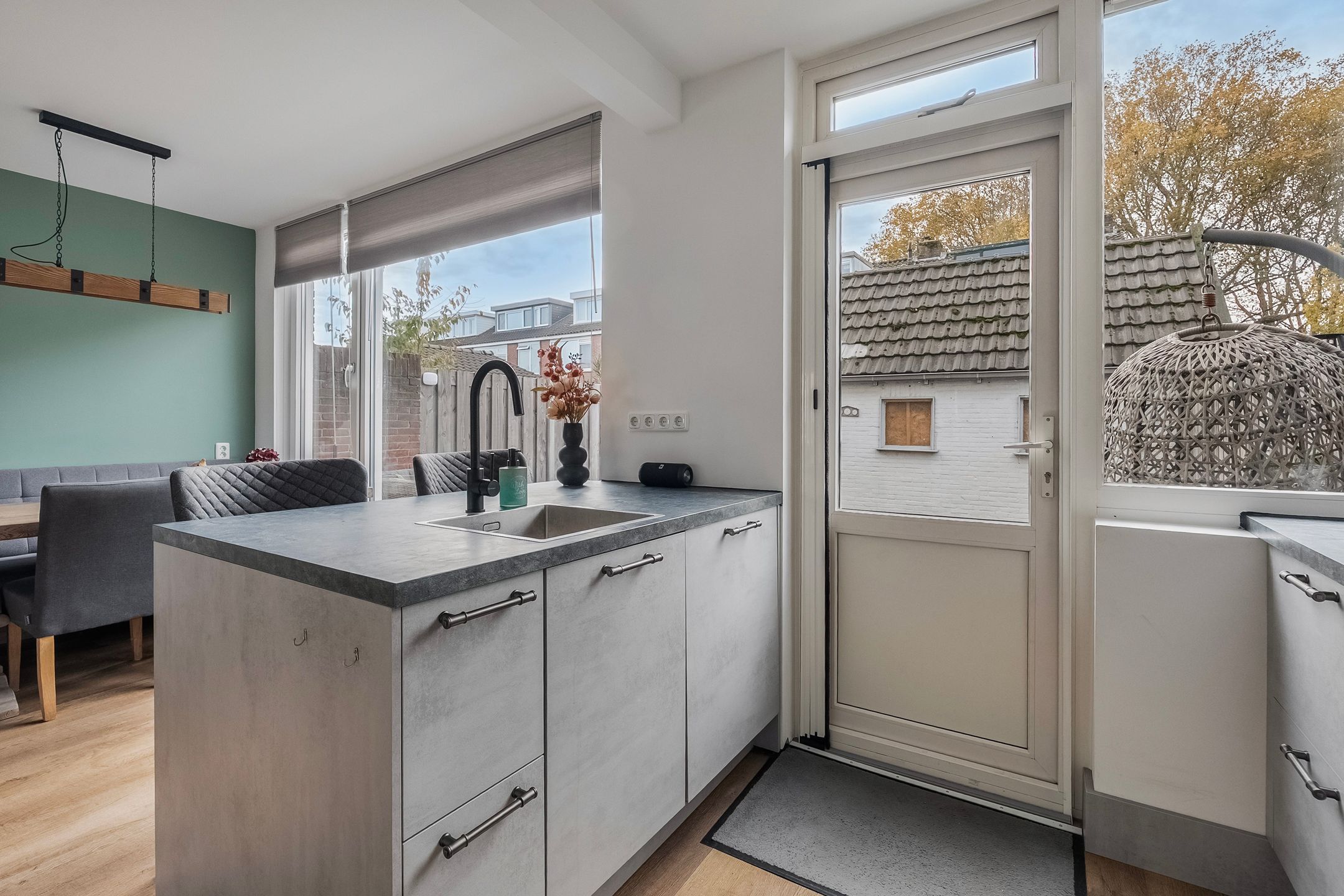 Photo 6 of Burgemeester Struijkstraat 38